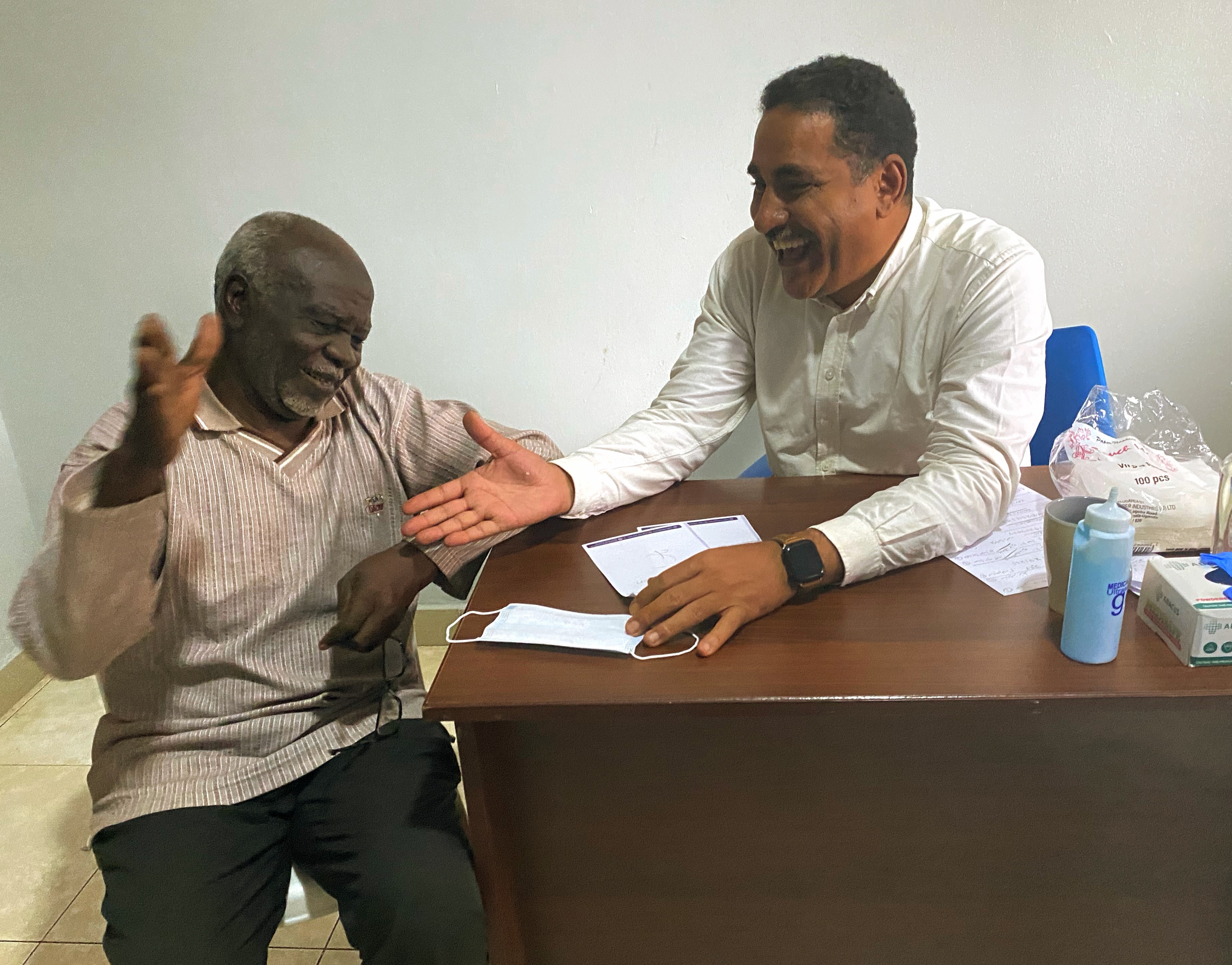 Does having two different prices for local citizens and medical tourism patients negatively affect medical tourism? .